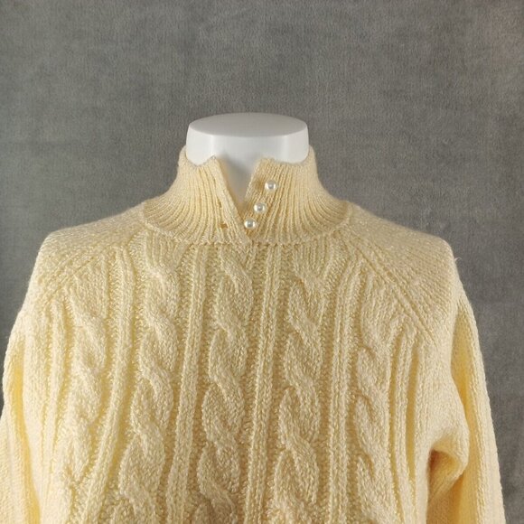 NWT KAREN SCOTT Fall Textured Sweater Petite SMALL Pearl Button Buttercream - Picture 3 of 10